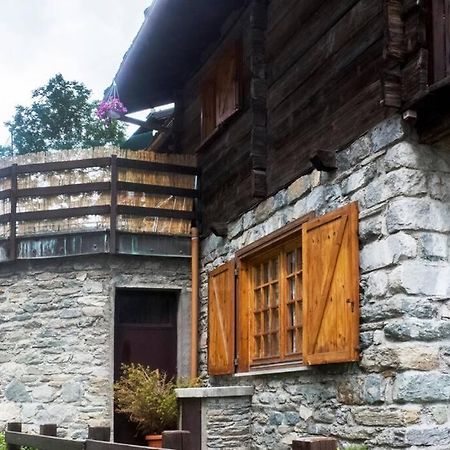 Chalet Indipendente In Centro A ヴァルトゥルナンシュ エクステリア 写真